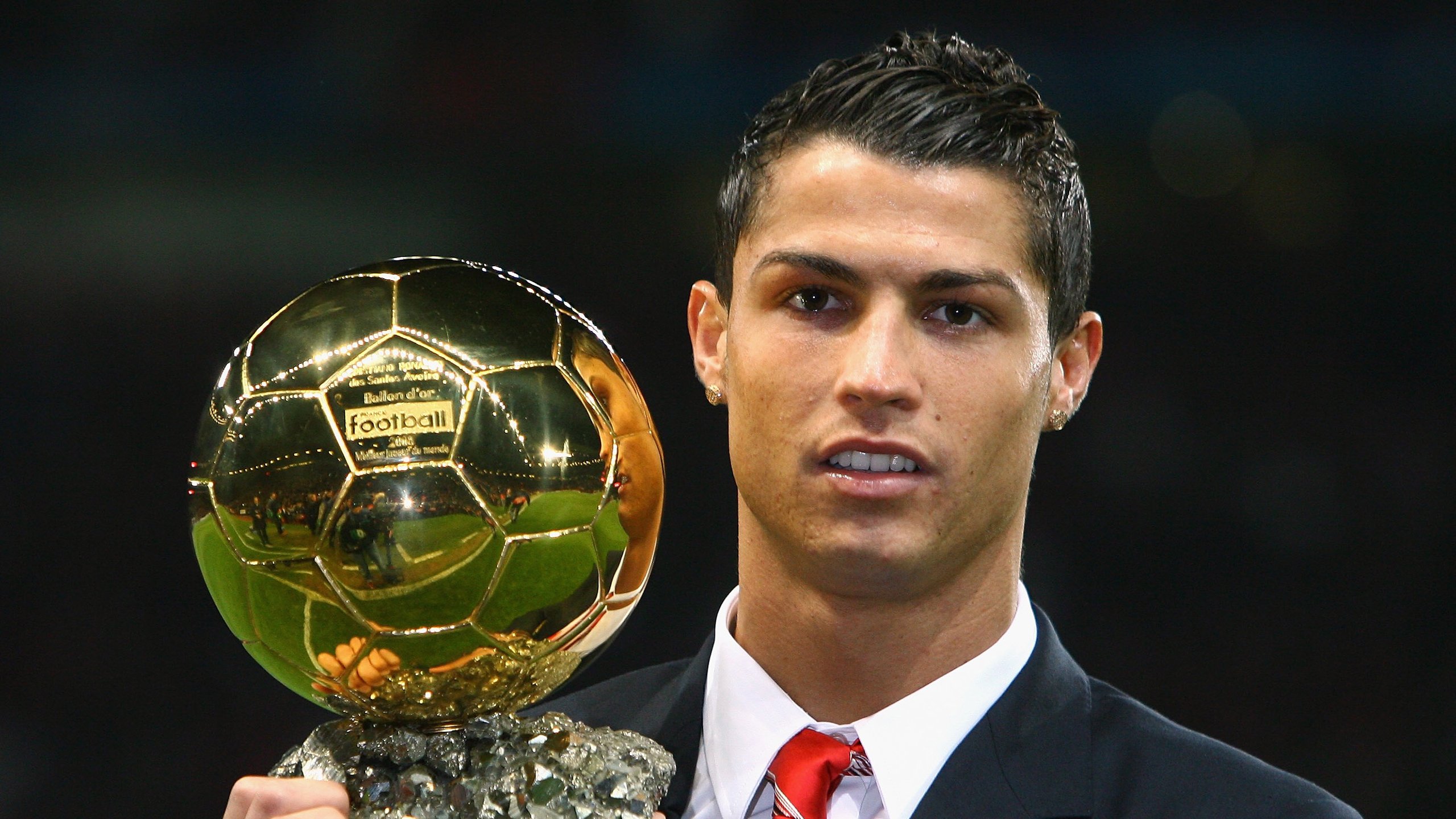 比赛背后：组委会如何筹备盛大赛事，成立大赛组委会