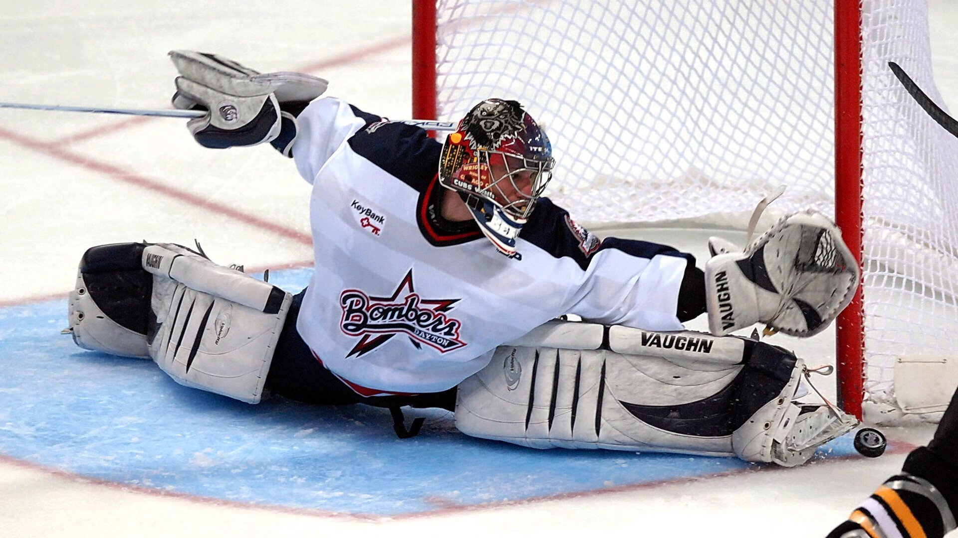 史上最年轻“冠军传奇”完成梦想征程，史上最年轻的常规赛mvp获得者是谁